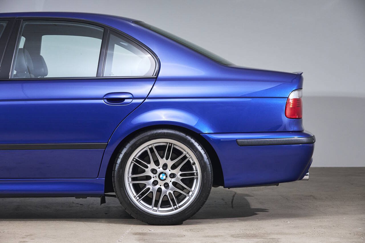 Used 2002 BMW M5 RWD image 21