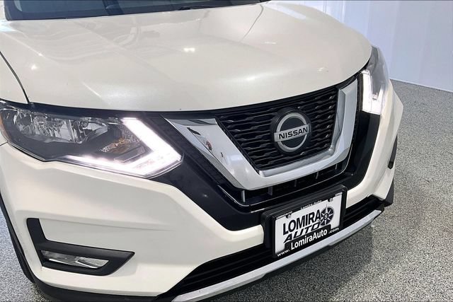 Used 2019 Nissan Rogue S FWD image 39