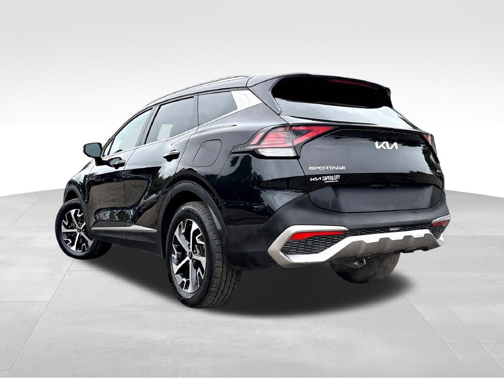 Used 2023 Kia Sportage EX AWD/4WD image 5