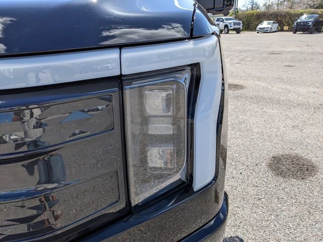 Used 2025 Ford F150 Lightning Platinum image 9