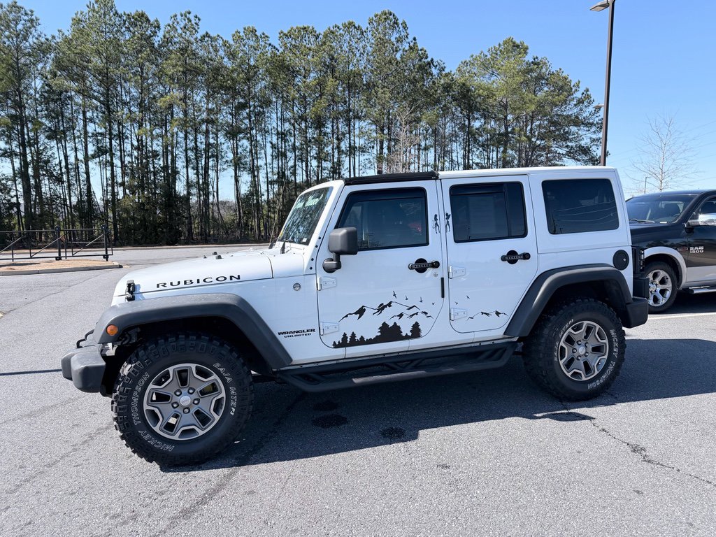 Used 2014 Jeep Wrangler Unlimited Rubicon w/ Connectivity Group AWD/4WD image 5