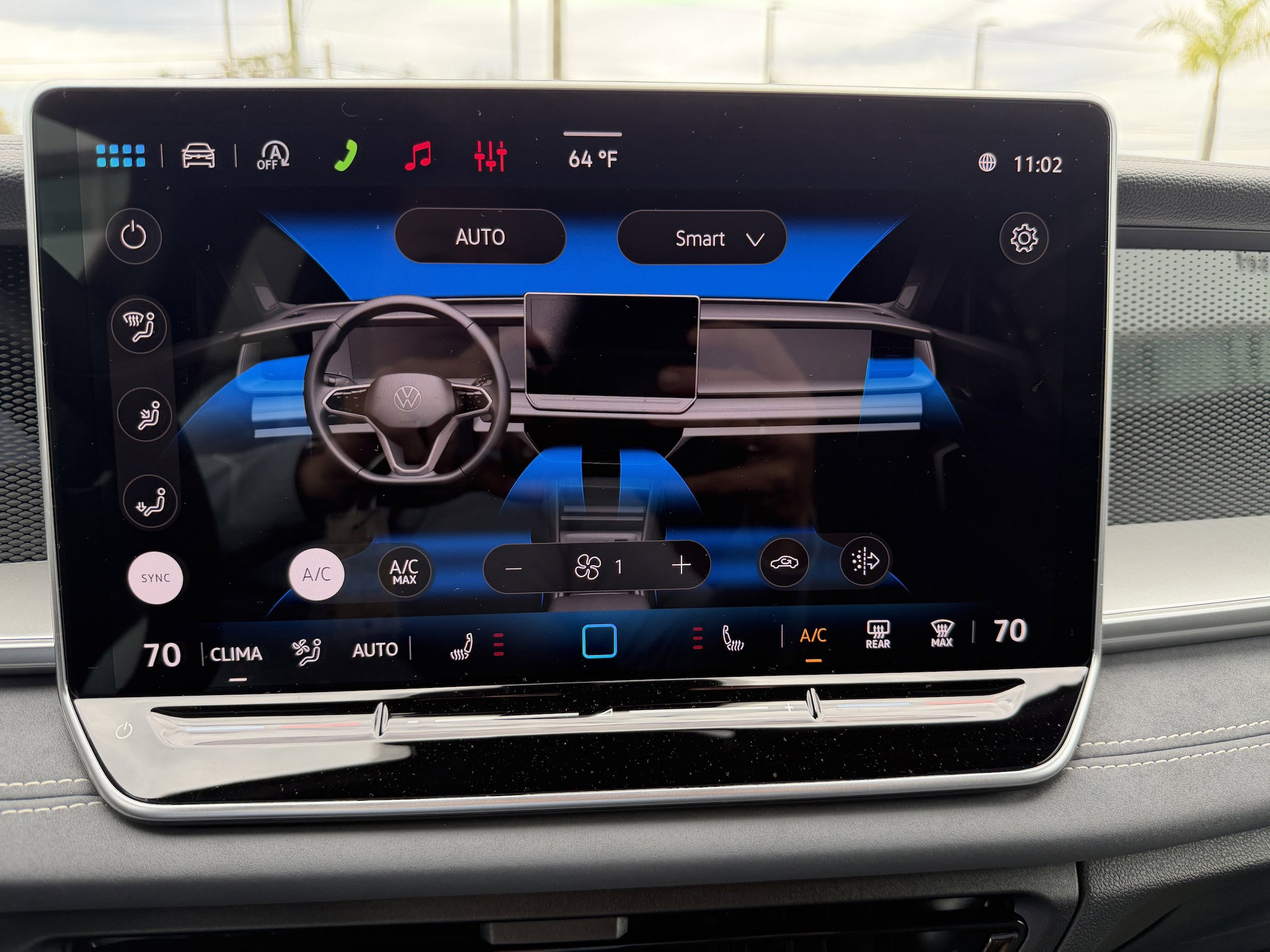 New 2026 Volkswagen Tiguan SE R-Line FWD image 19
