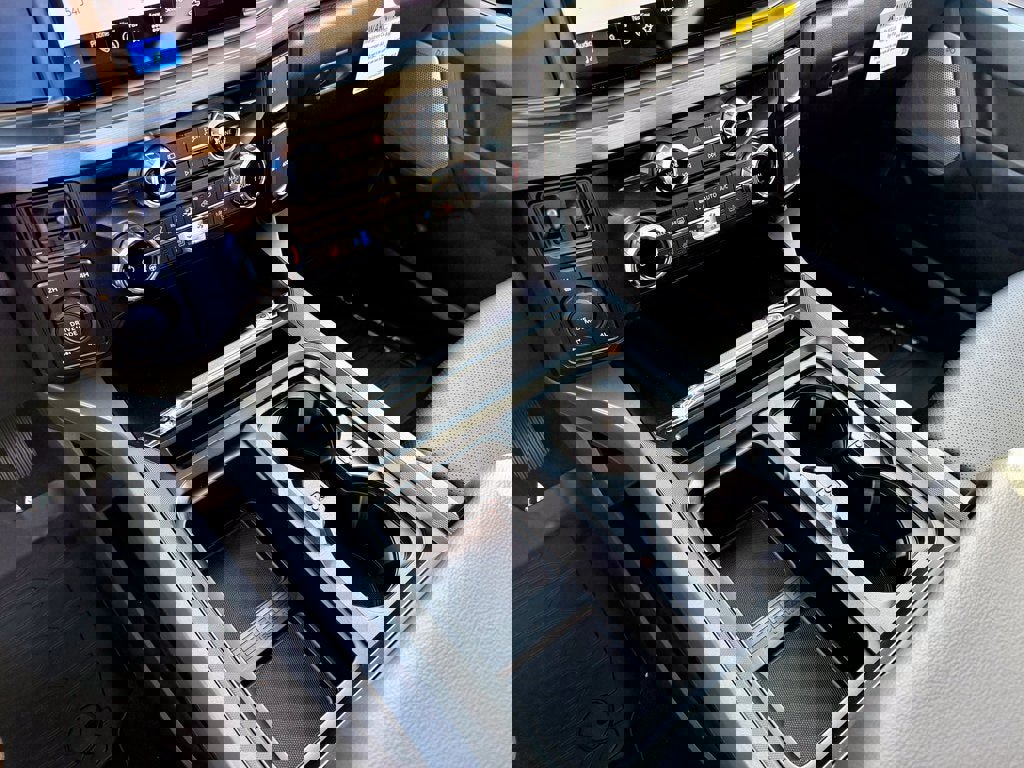 New 2026 Ford F350 Lariat image 21