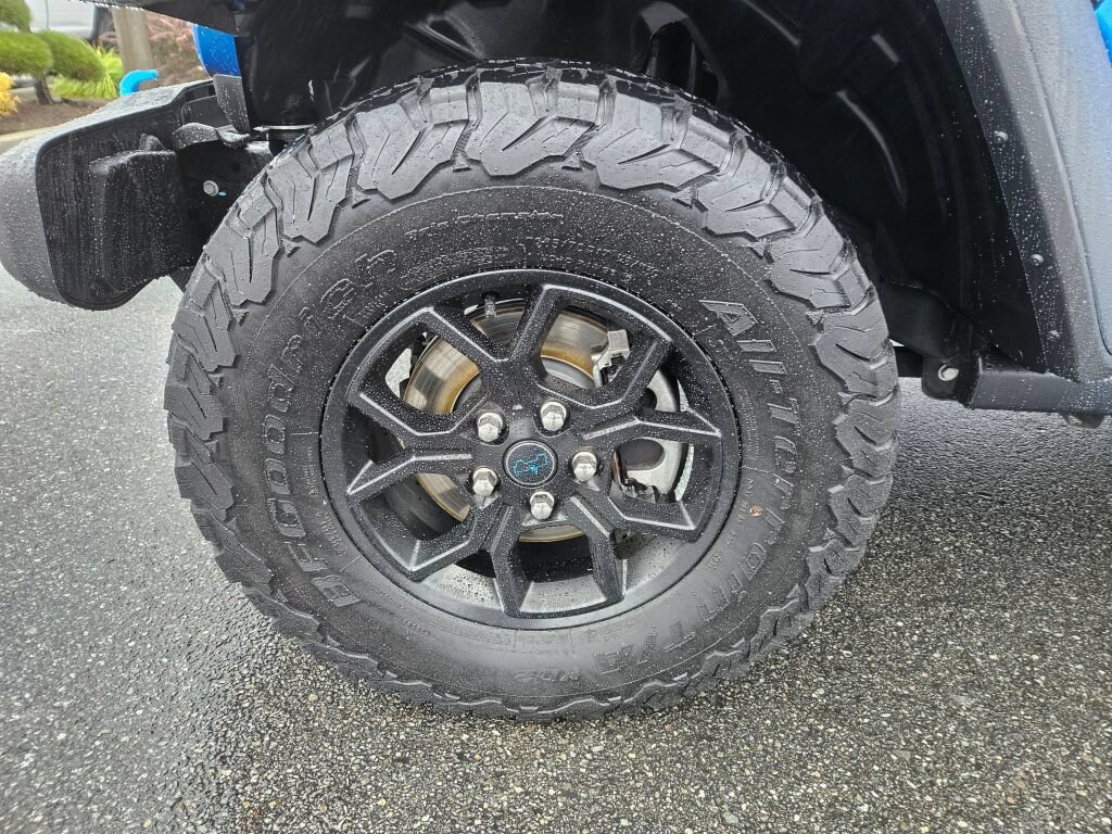 Used 2024 Jeep Wrangler Unlimited AWD/4WD image 9