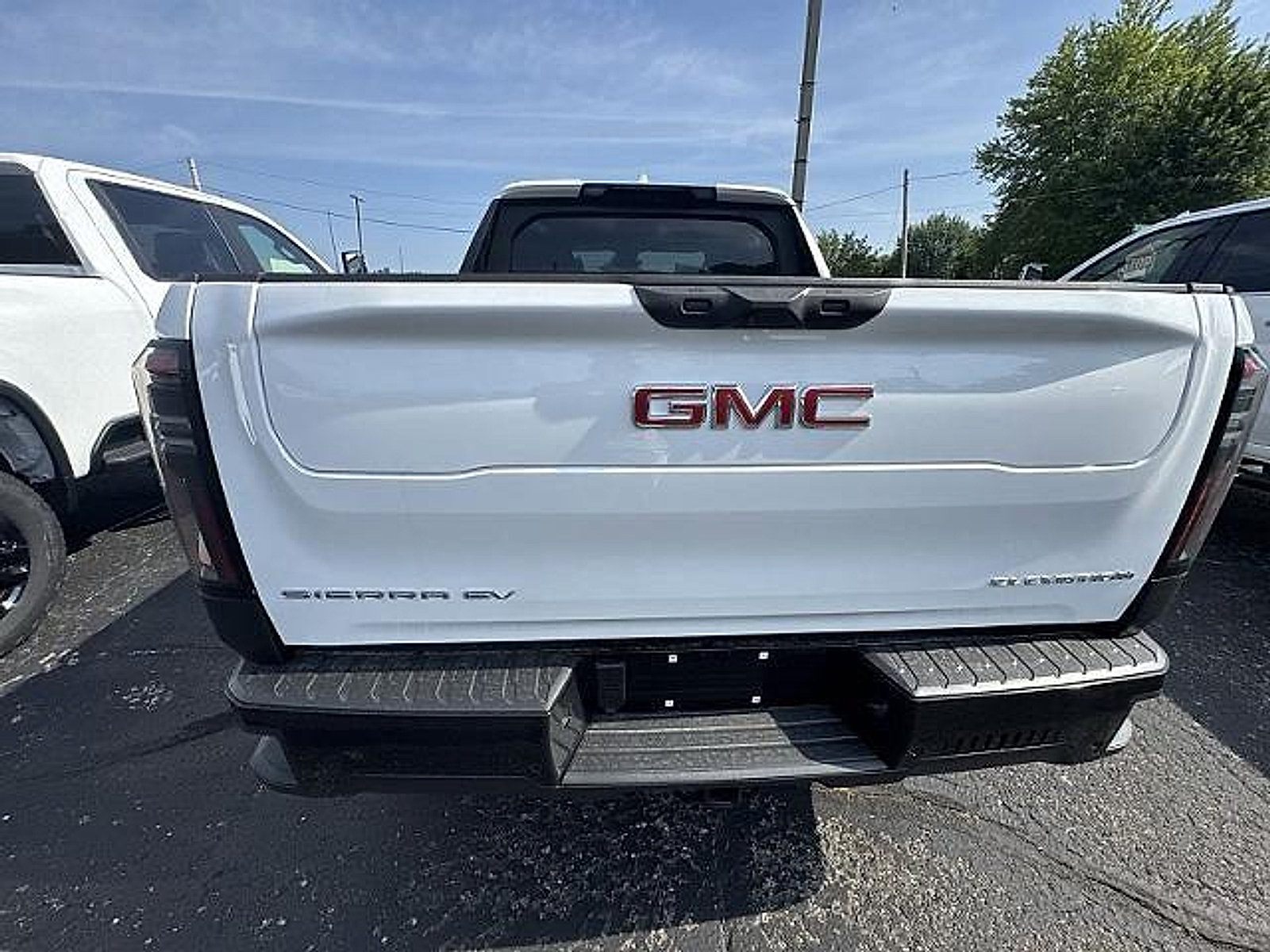 New 2026 GMC Sierra EV Elevation w/ Premium Package AWD/4WD image 7