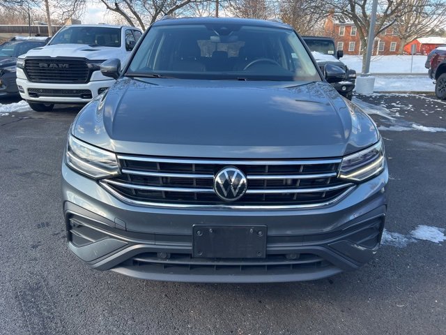 Used 2024 Volkswagen Tiguan SE image 6