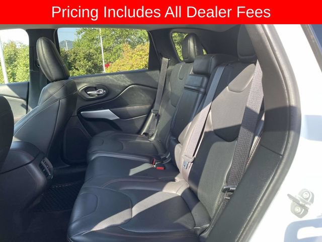 Used 2017 Jeep Cherokee Trailhawk AWD/4WD image 18