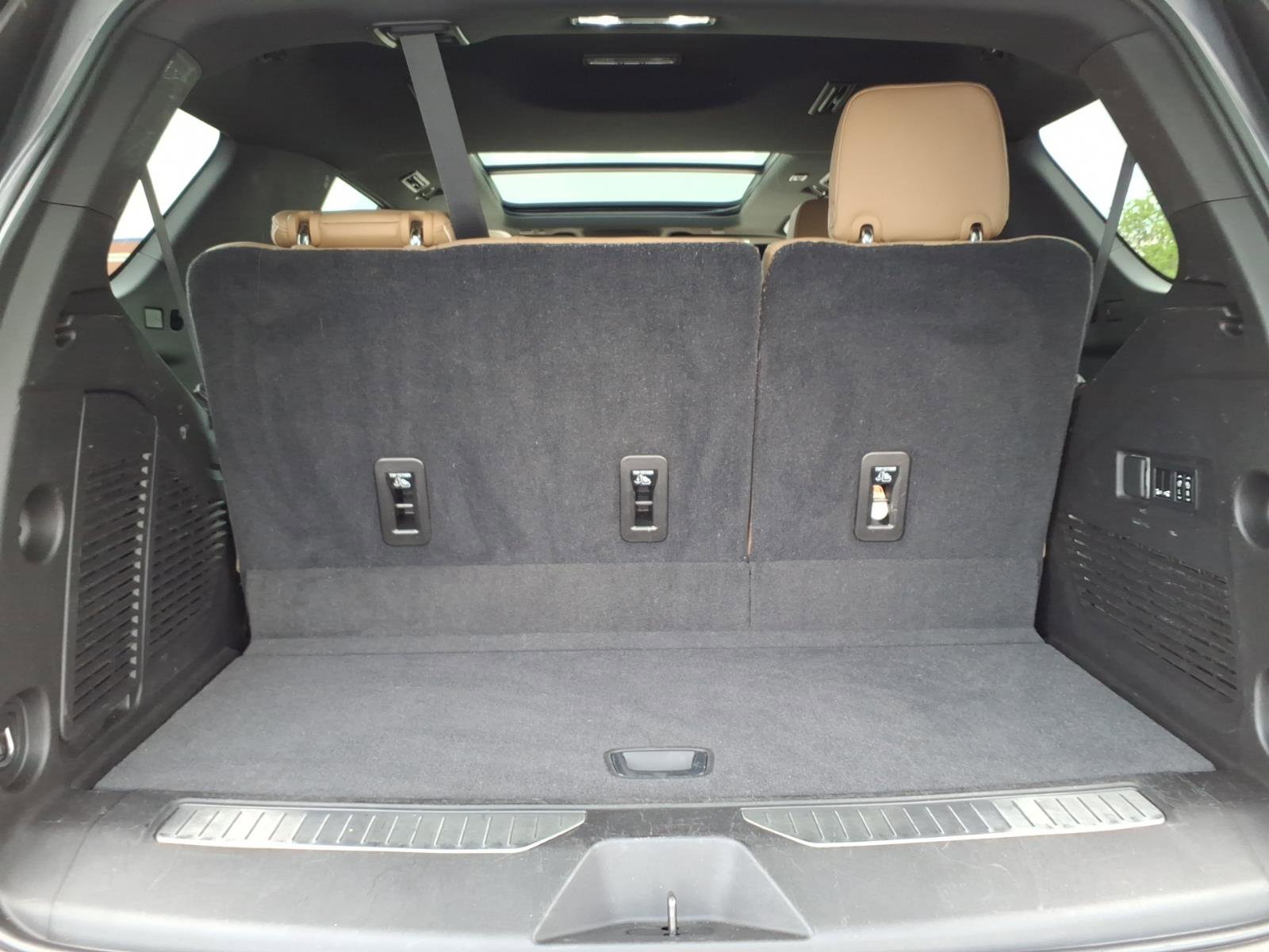 Used 2021 Chevrolet Tahoe Premier w/ Premium Package image 29