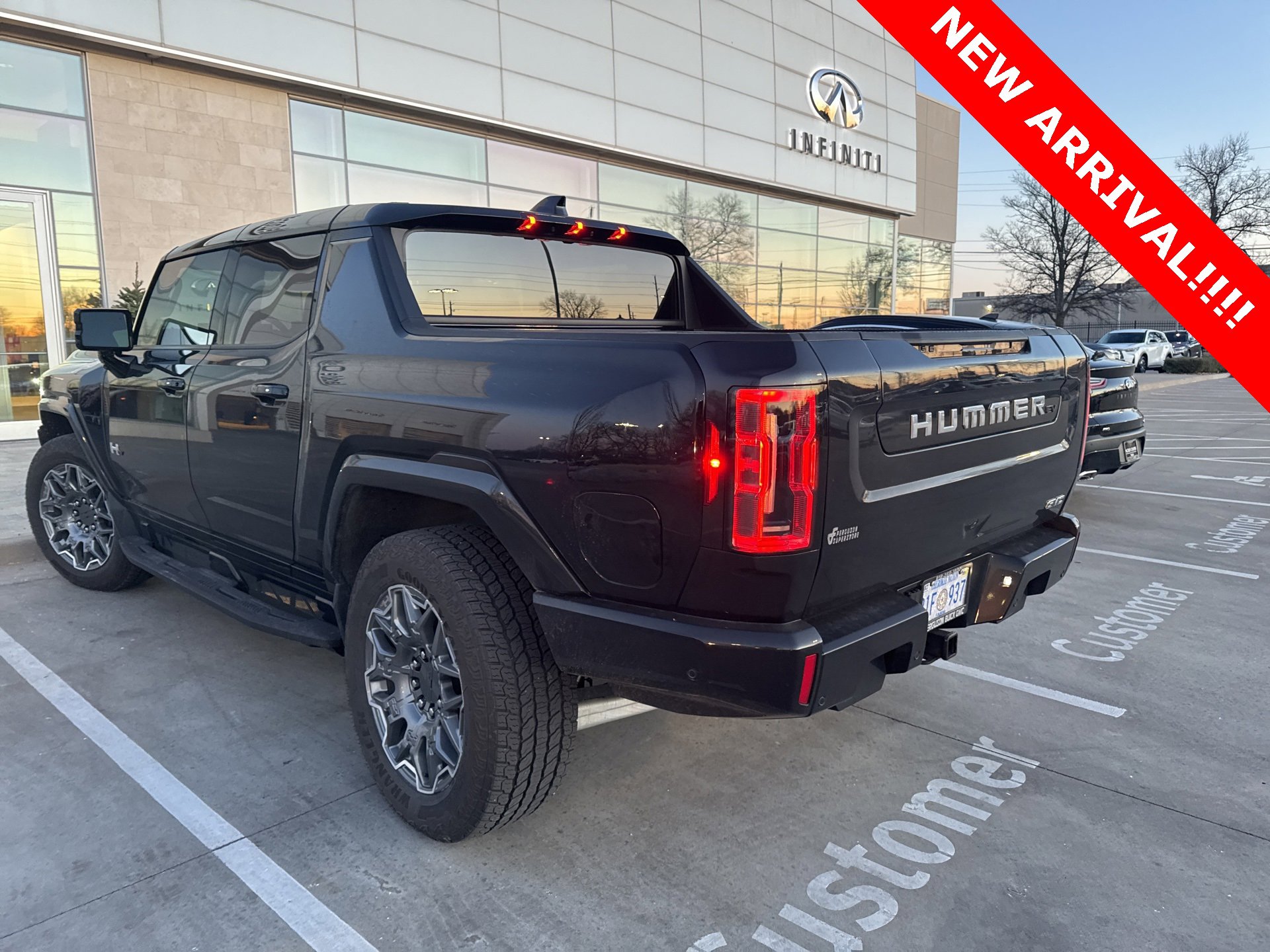 Used 2025 GMC Hummer EV 3X image 8