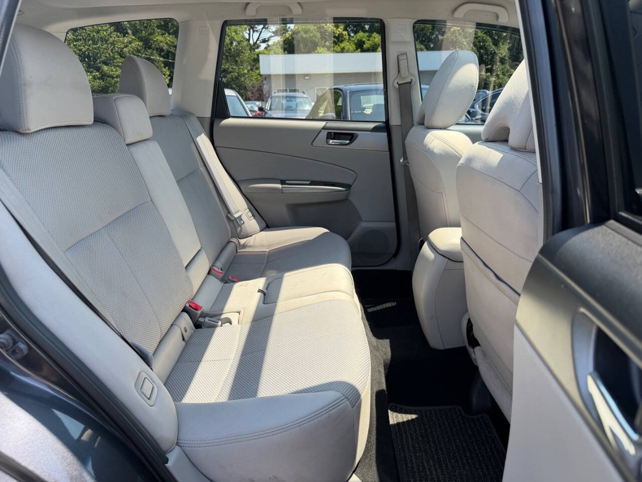 Used 2012 Subaru Forester 2.5X Premium w/ All-Weather Pkg AWD/4WD image 17