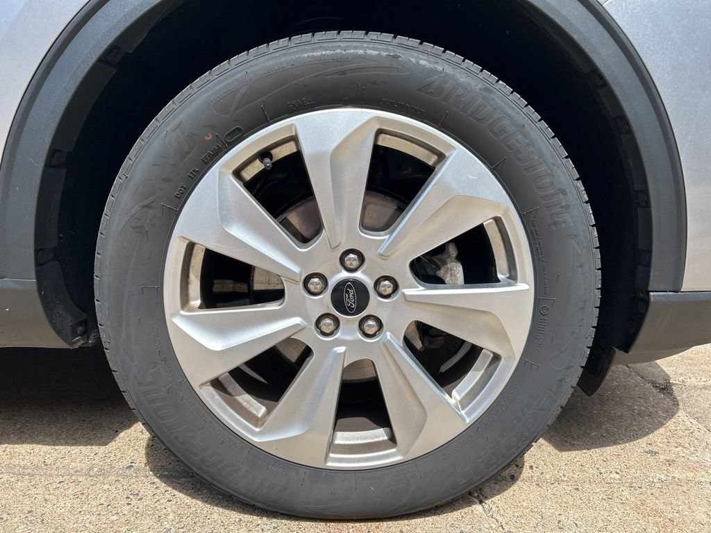 Used 2023 Ford Escape Platinum AWD/4WD image 22