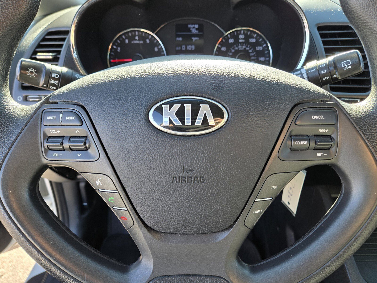Used 2016 Kia Forte LX image 15