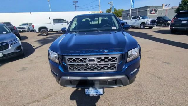 Used 2023 Nissan Frontier SV w/ SV Convenience Package RWD image 3