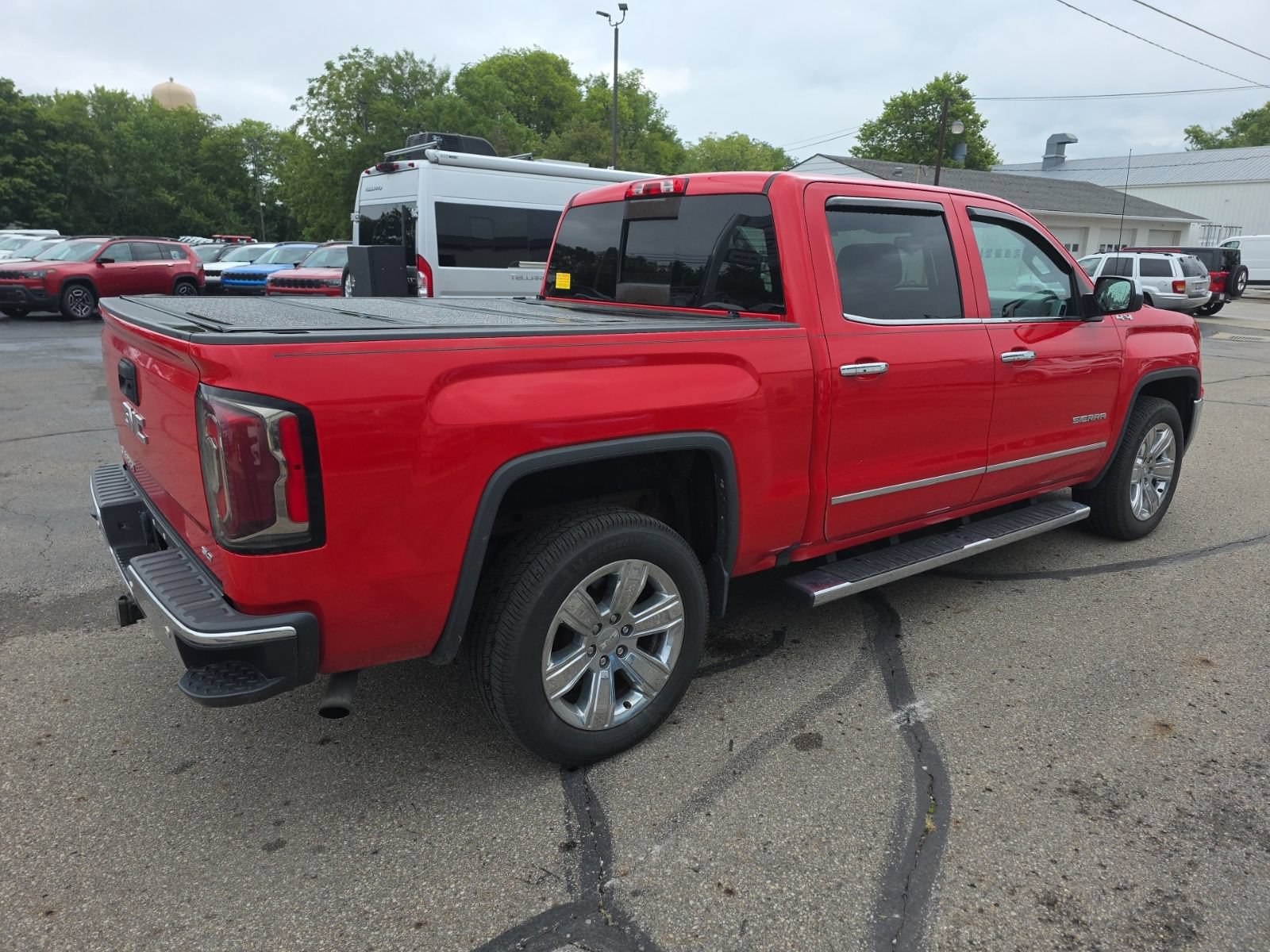 Used 2017 GMC Sierra 1500 SLT AWD/4WD image 3