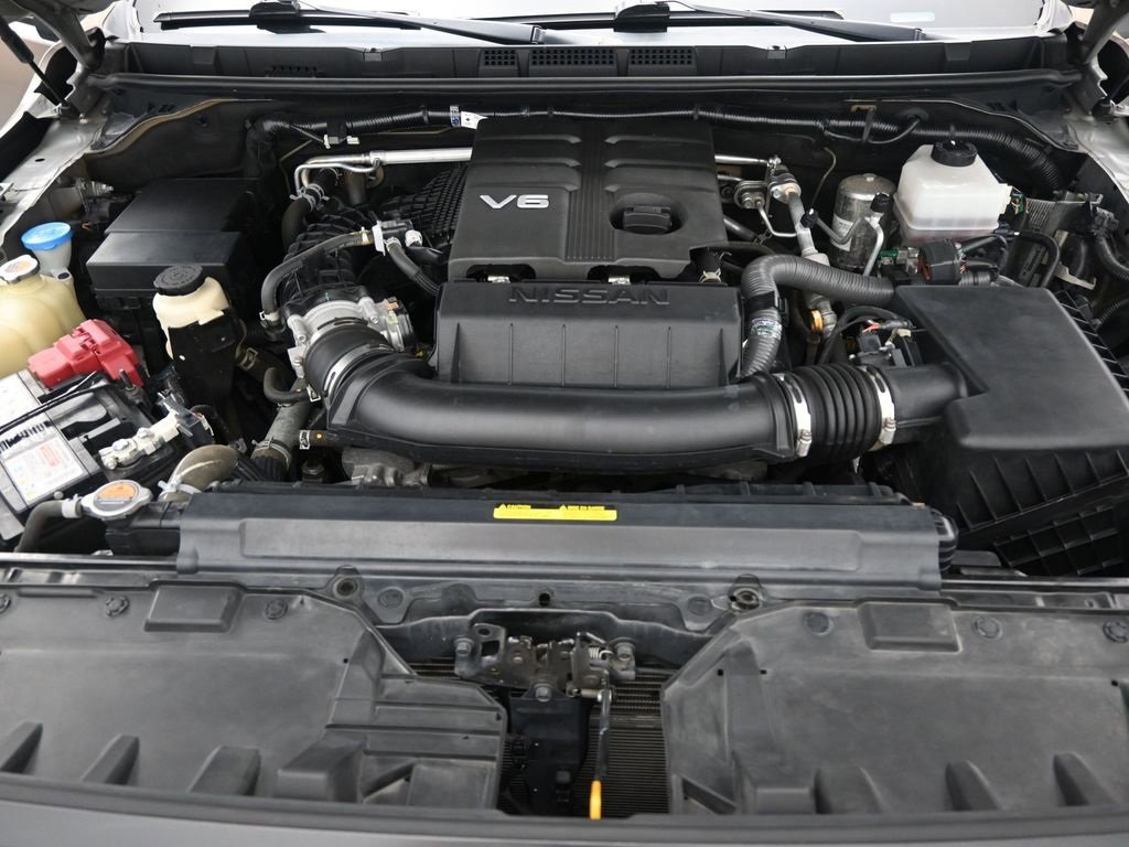 Used 2023 Nissan Frontier PRO-4X w/ Technology Package image 35