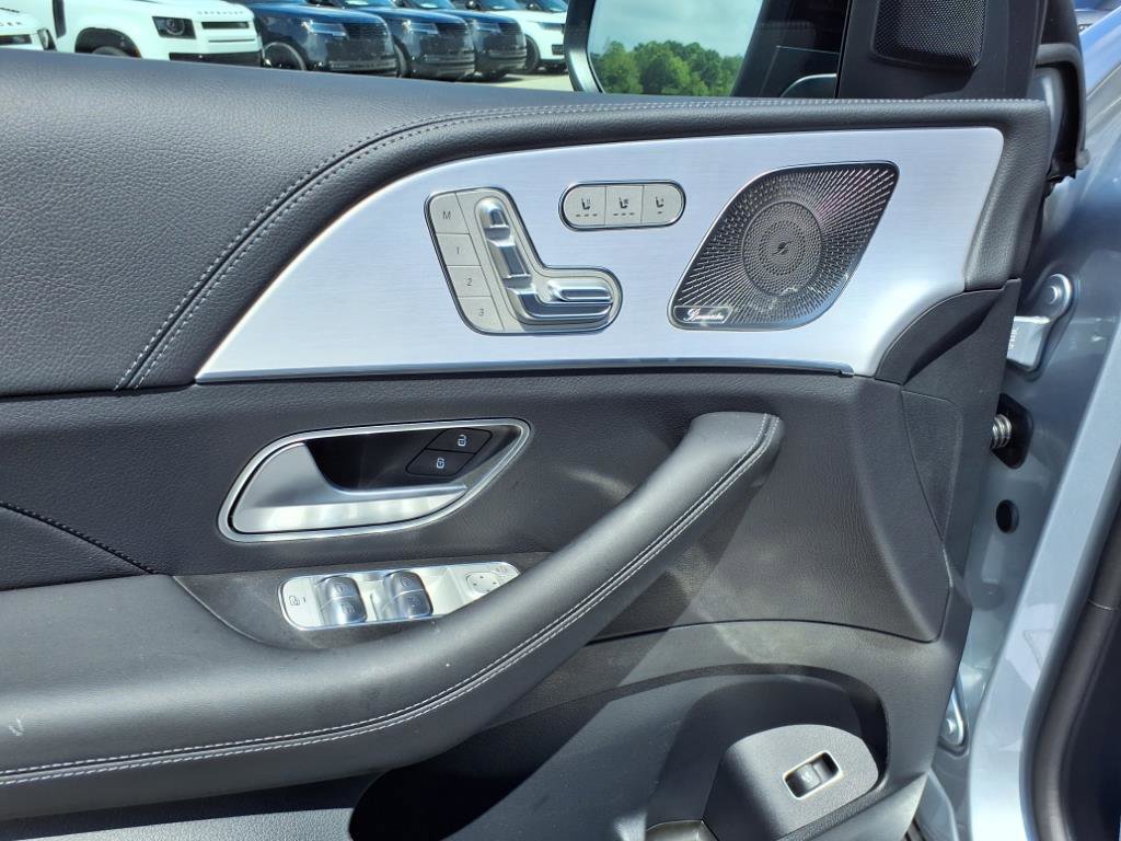New 2026 Mercedes-Benz GLE 53 AMG 4MATIC Coupe image 13
