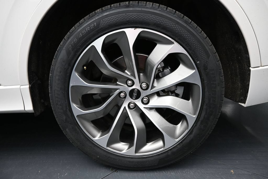 Used 2021 Lincoln Aviator Grand Touring w/ Equipment Group 302A AWD/4WD image 10
