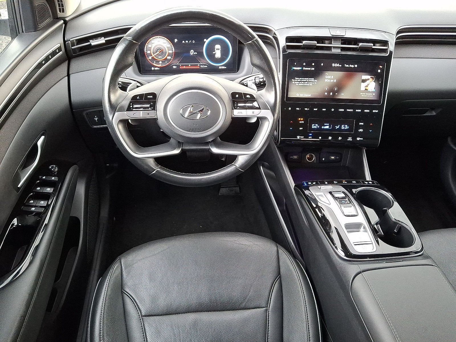 Certified 2023 Hyundai Tucson Limited AWD/4WD image 27
