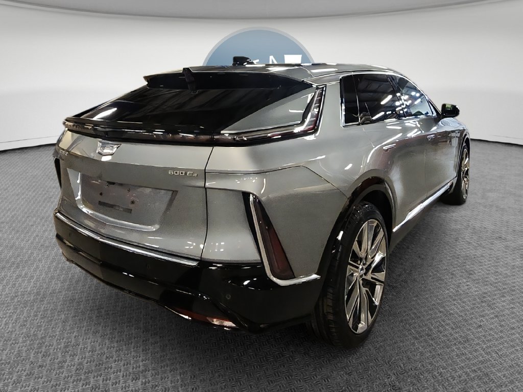 Certified 2026 Cadillac Lyriq Signature Luxury w/ Nappa Leather Package AWD/4WD image 4