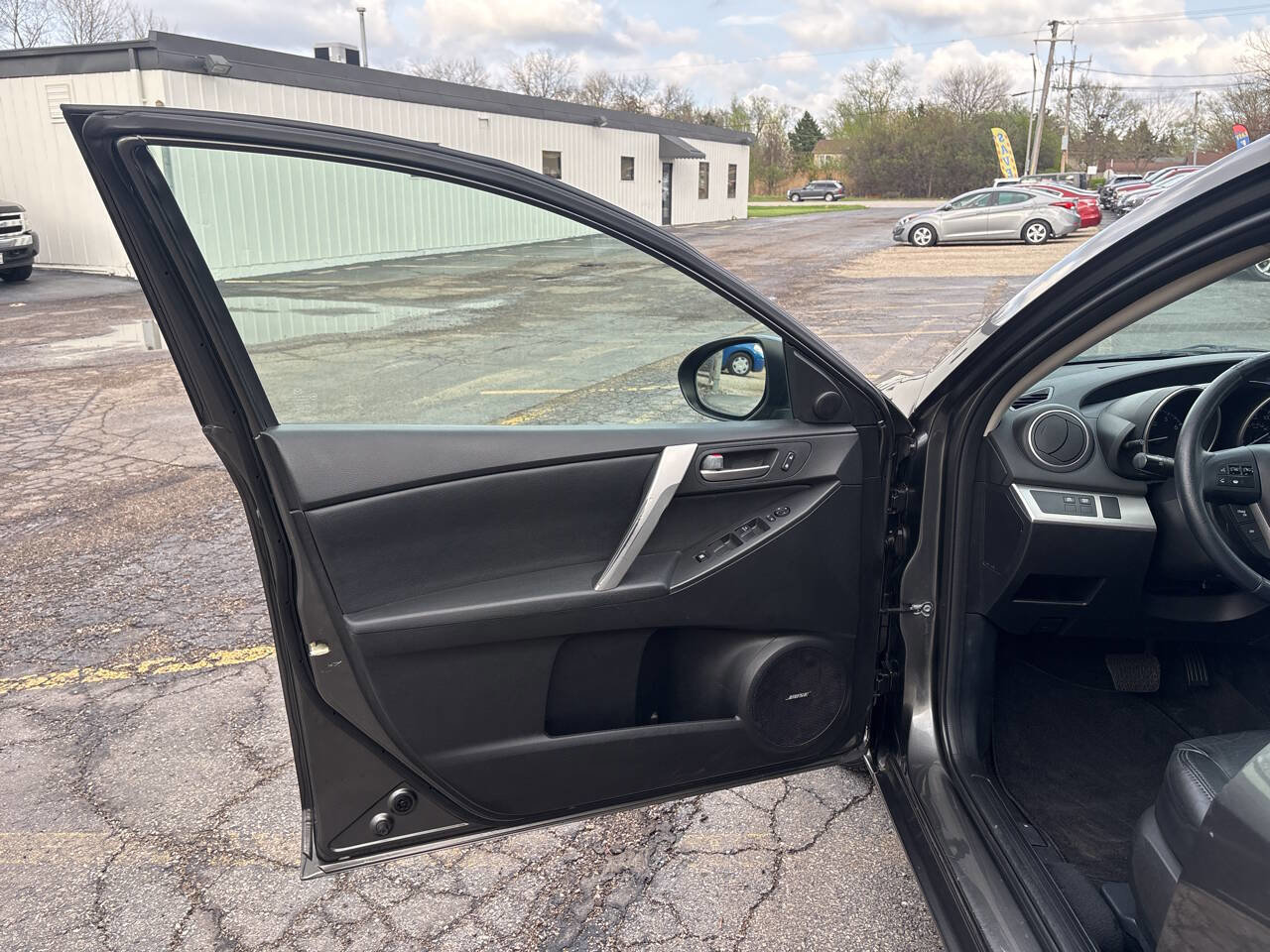 Used 2013 MAZDA MAZDA3 i Grand Touring FWD image 25