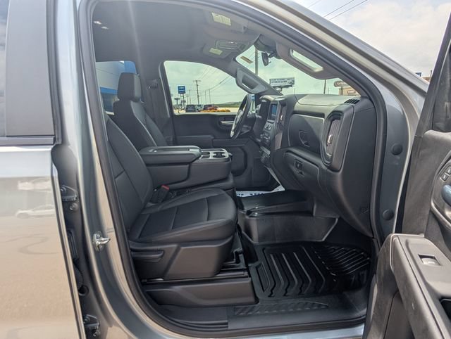 Used 2023 Chevrolet Silverado 1500 W/T w/ WT Value Package AWD/4WD image 3