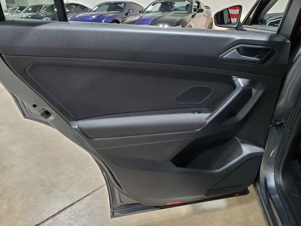 Used 2021 Volkswagen Tiguan S image 25