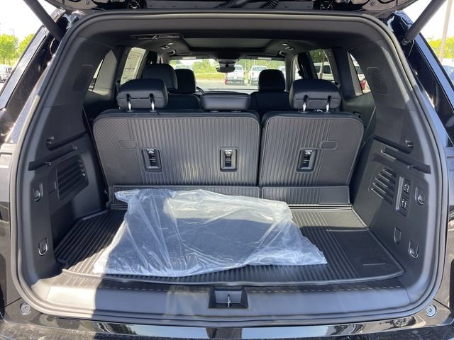 New 2026 Buick Enclave Avenir w/ Super Cruise Package AWD/4WD image 25