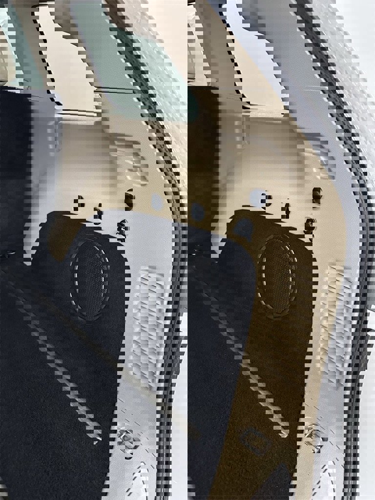 Used 2017 Jeep Grand Cherokee Limited w/ Luxury Group II image 34