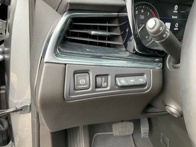 New 2026 Cadillac XT5 Premium Luxury w/ Driver Assist Package FWD image 7