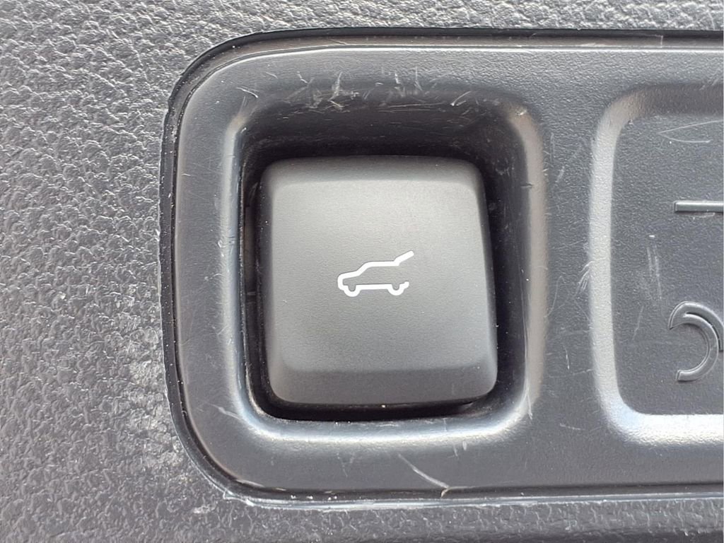 Used 2023 Ford Expedition Limited image 29