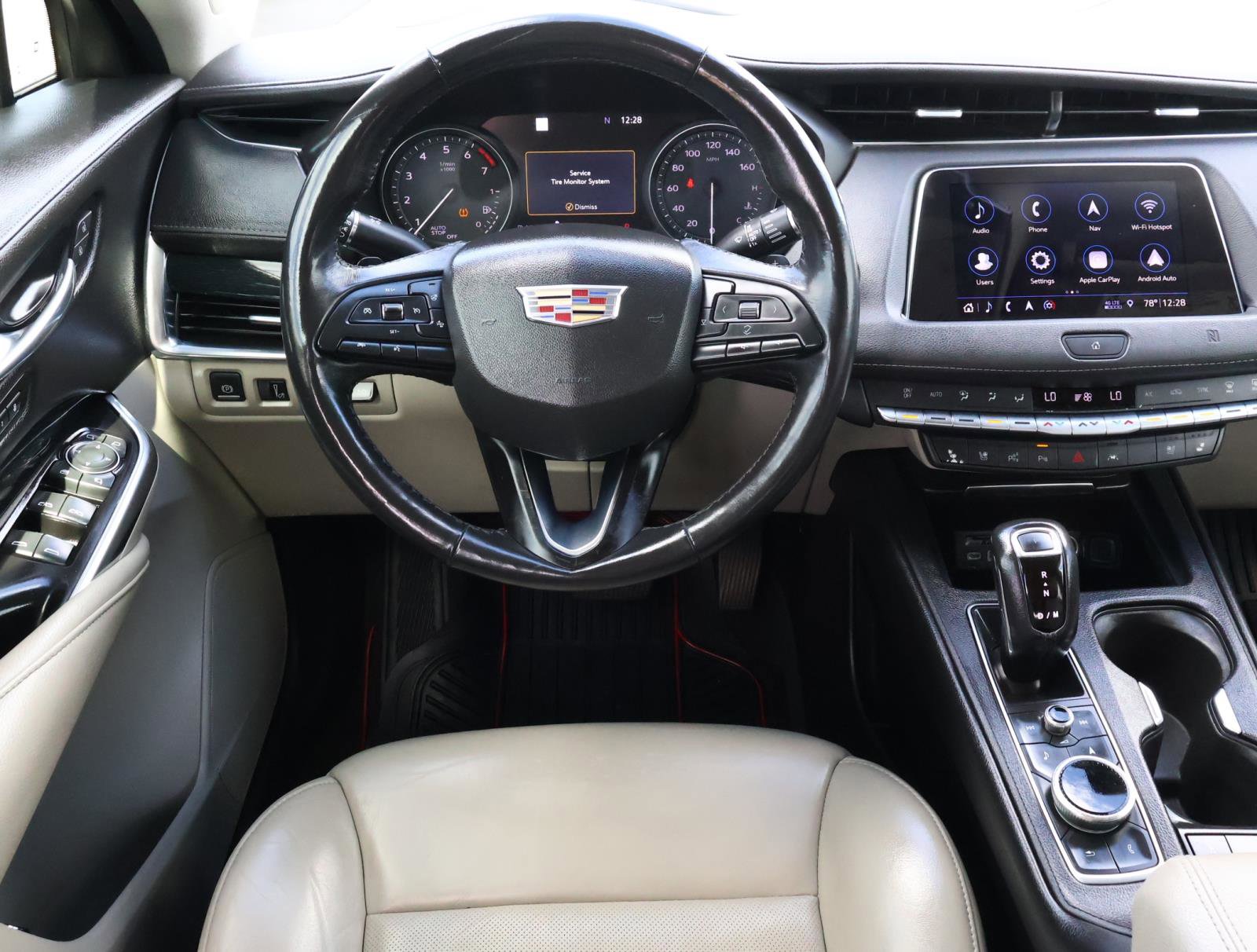 Used 2019 Cadillac XT4 Premium Luxury image 13