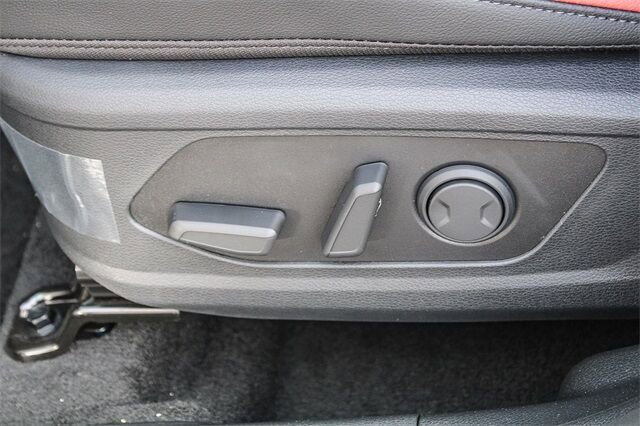 Used 2025 Kia Sportage SX Prestige image 27