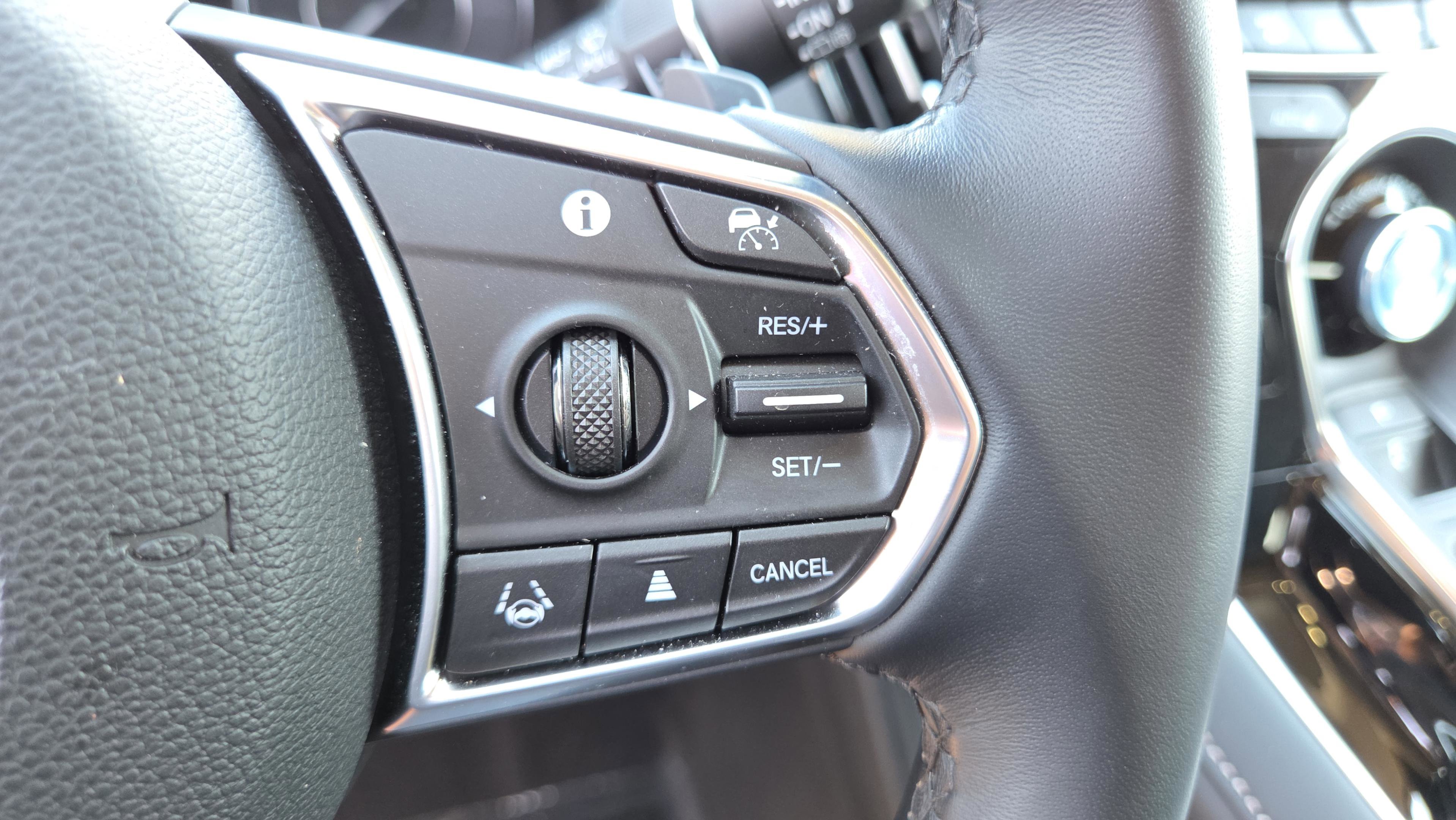 Used 2025 Acura RDX SH-AWD w/ Technology Package image 44