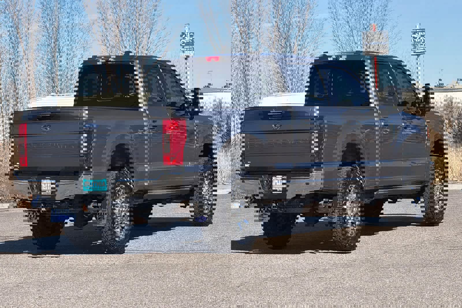 Certified 2021 Ford F350 Lariat w/ Lariat Ultimate Package image 2