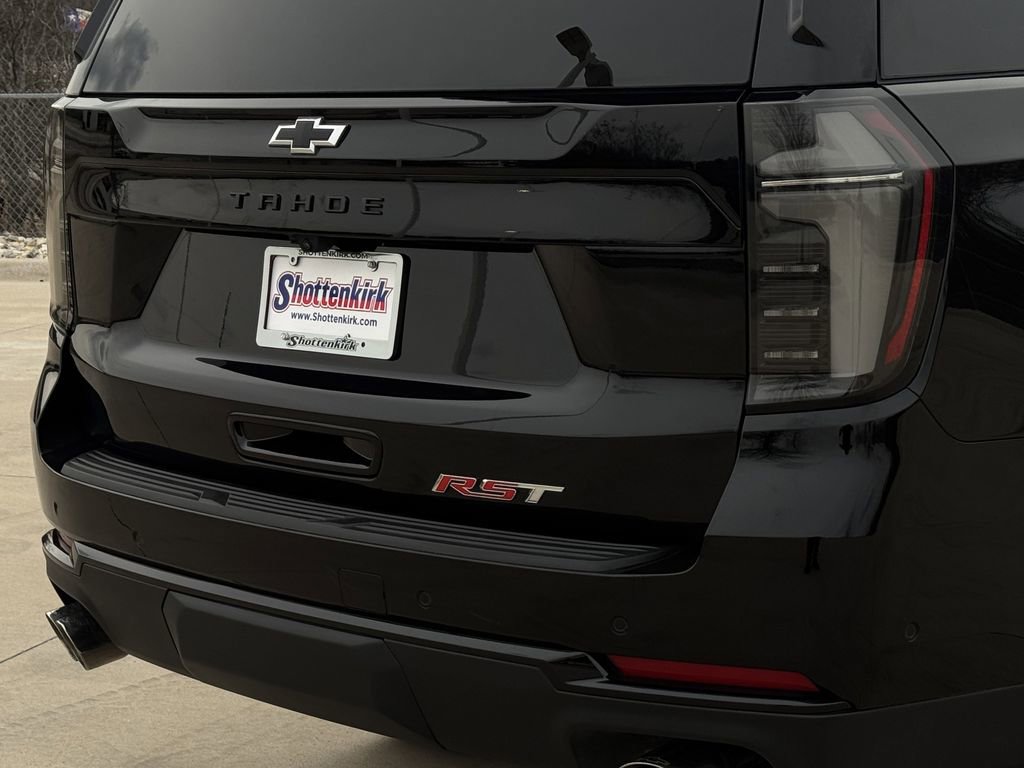 Used 2025 Chevrolet Tahoe RST image 6
