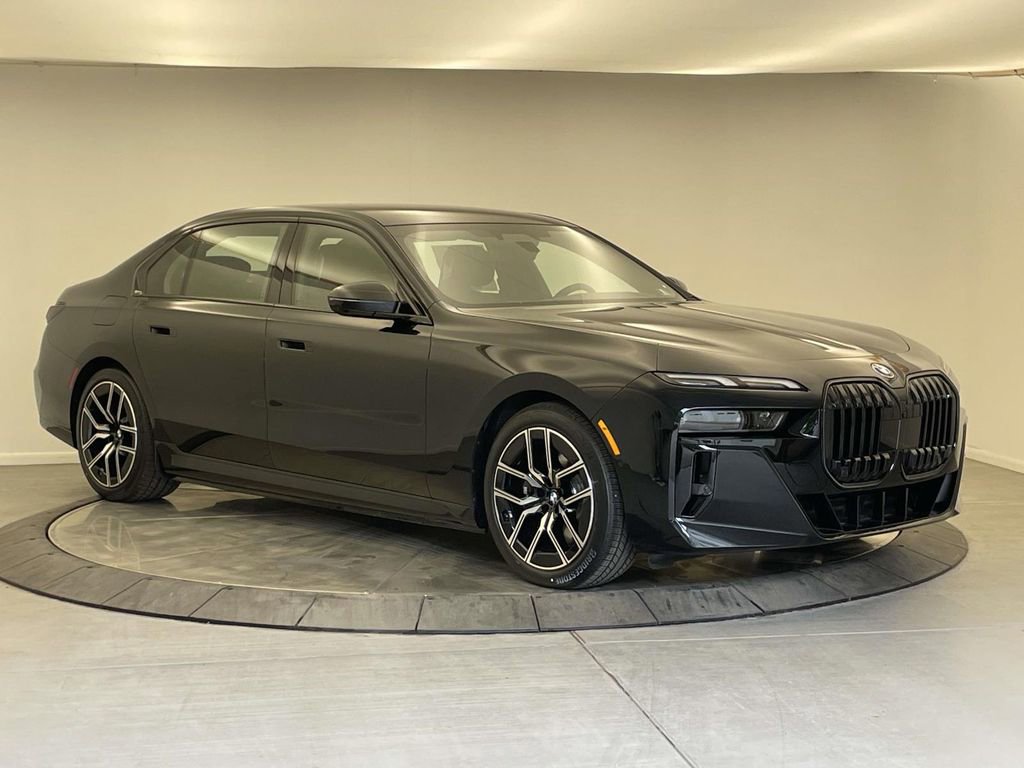 New 2026 BMW i7 xDrive60 AWD/4WD image 7