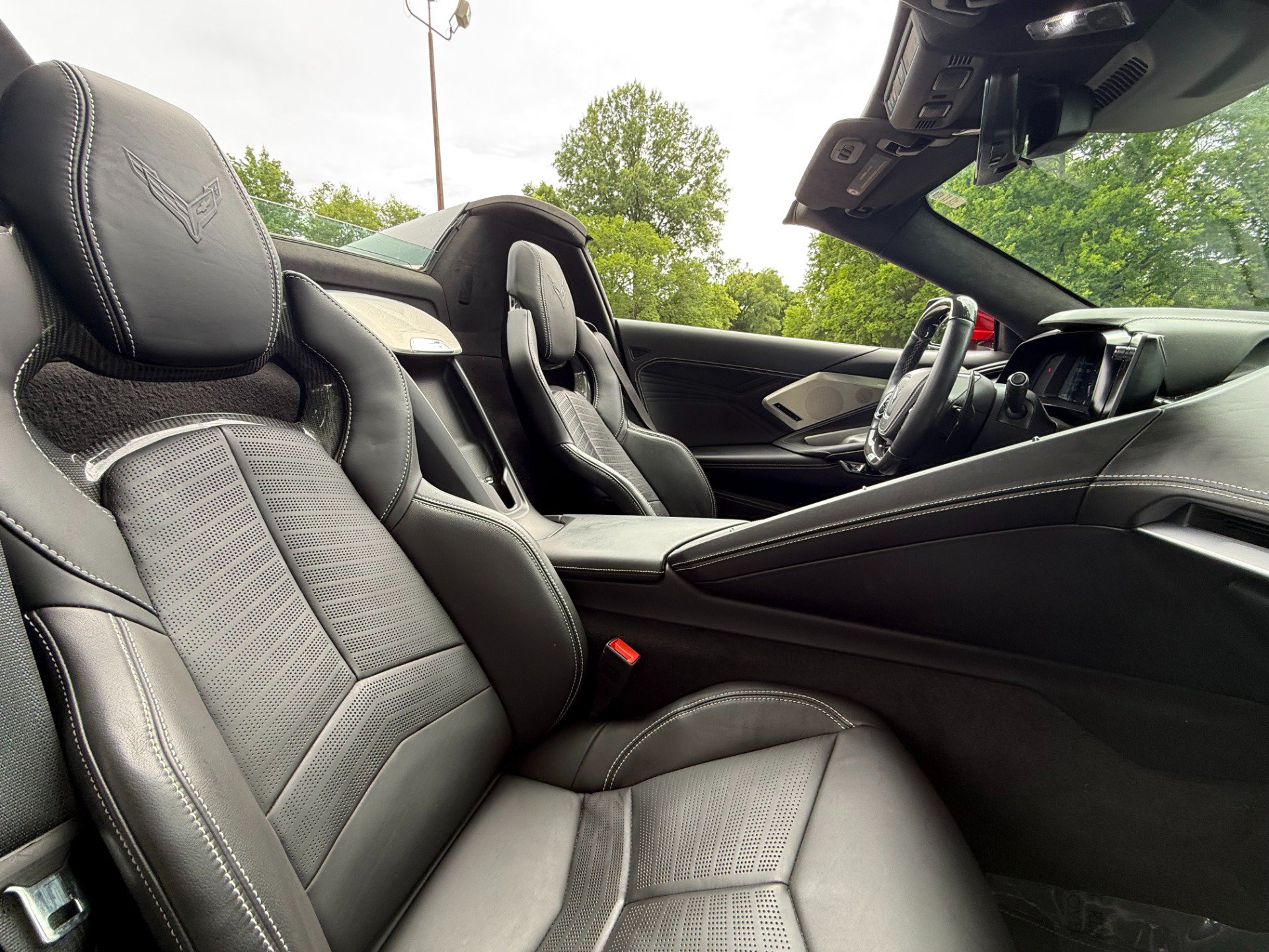 Used 2024 Chevrolet Corvette Z06 RWD image 34