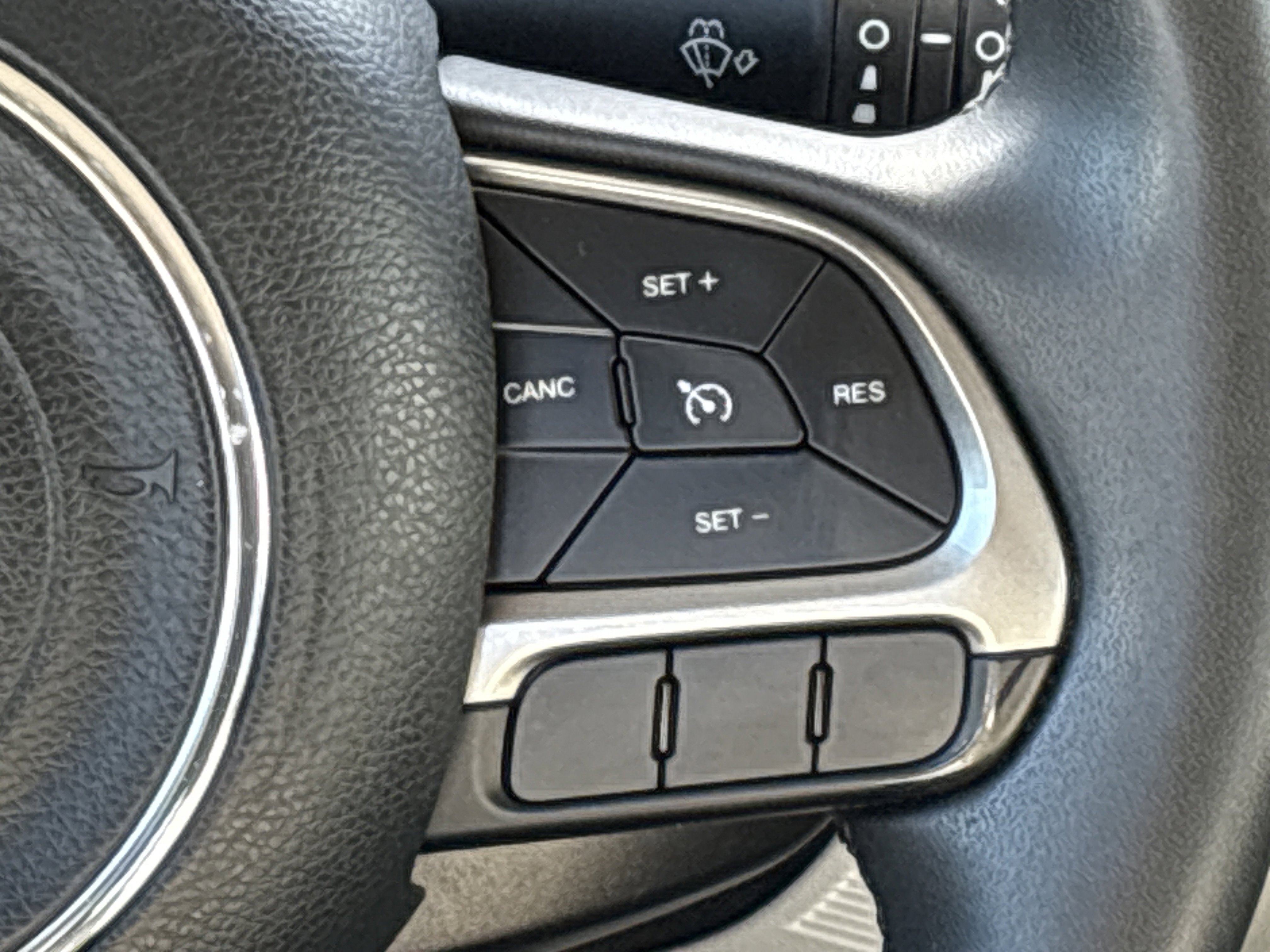 Used 2022 Jeep Renegade Latitude image 22