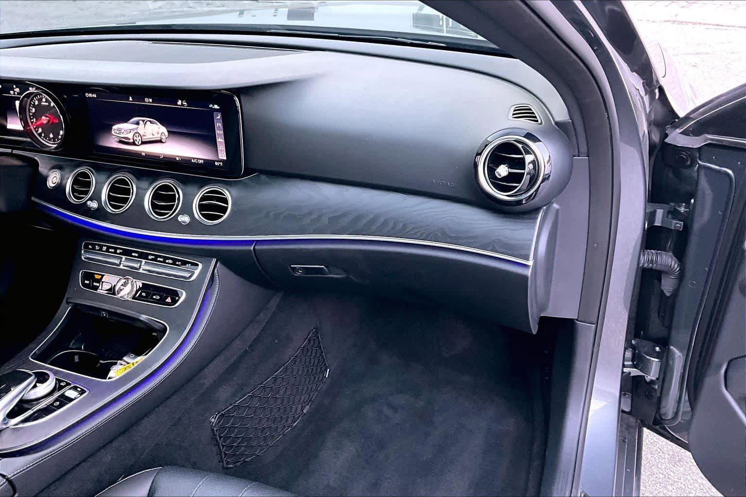 Used 2019 Mercedes-Benz E 450 4MATIC Sedan w/ Premium Package image 19