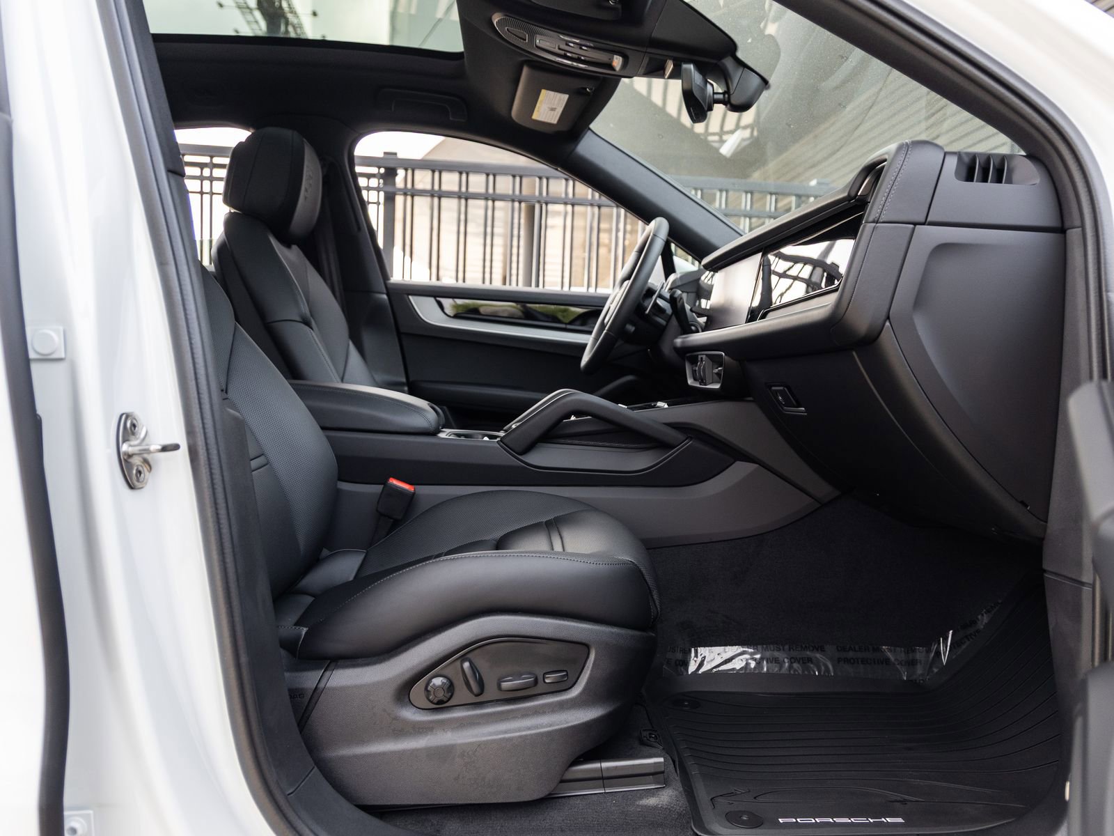 New 2025 Porsche Cayenne S AWD/4WD image 42