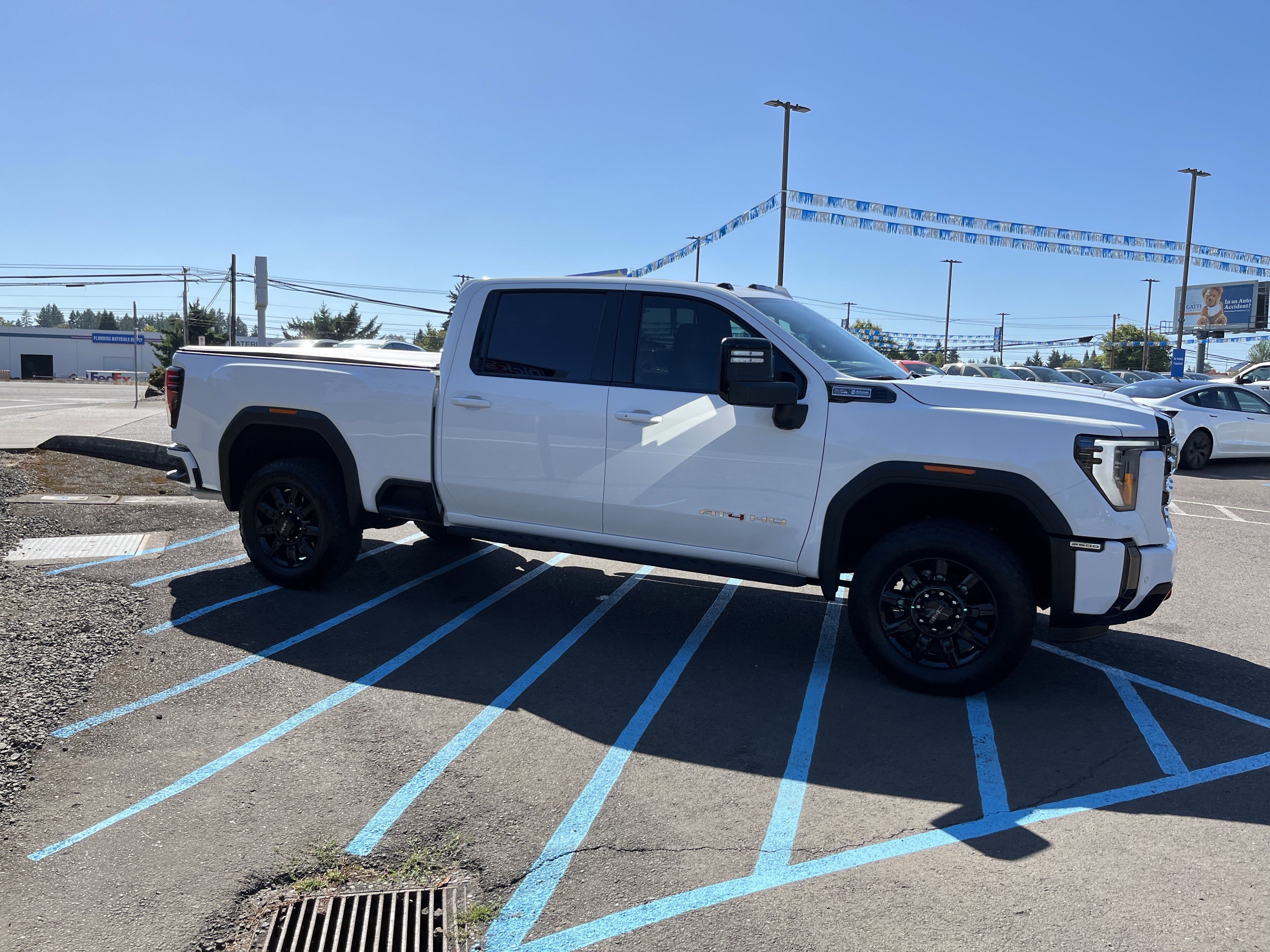 Used 2024 GMC Sierra 2500 AT4 w/ AT4 Premium Plus Package image 6
