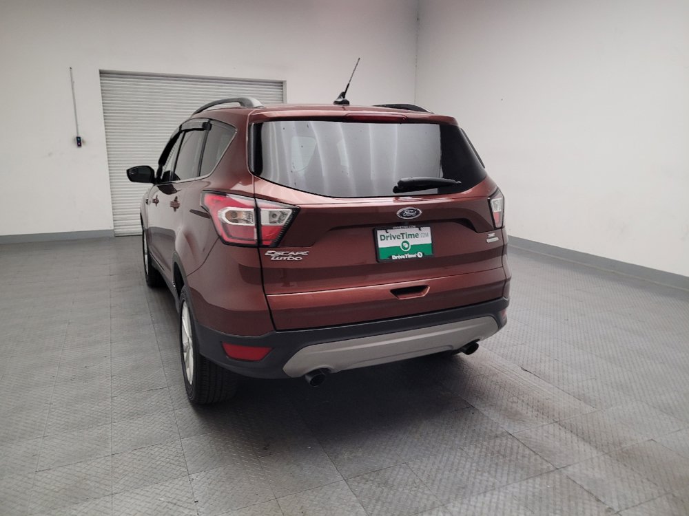 Used 2018 Ford Escape SE w/ SE Sync 3 Package FWD image 6