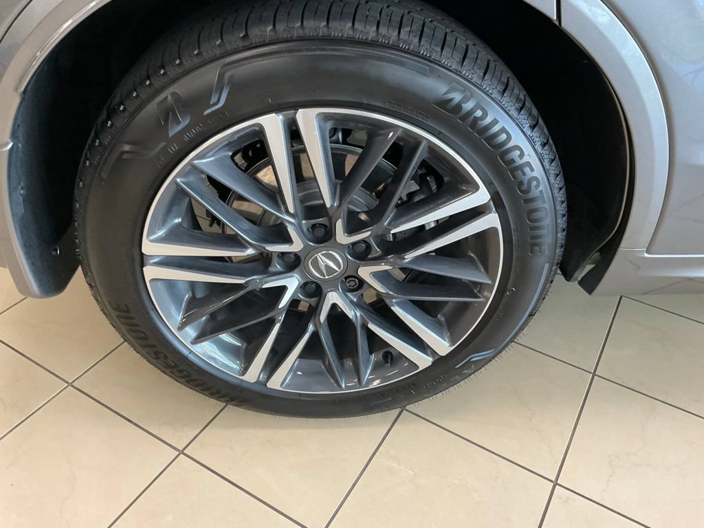 Certified 2026 Acura MDX w/ Advance Package AWD/4WD image 8