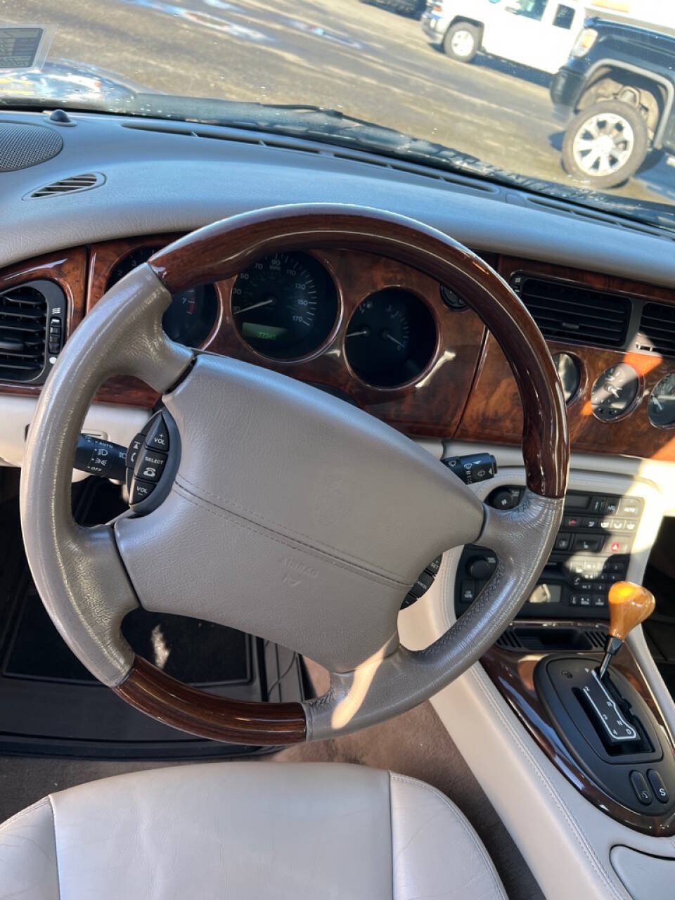Used 2001 Jaguar XK8 Coupe RWD image 18