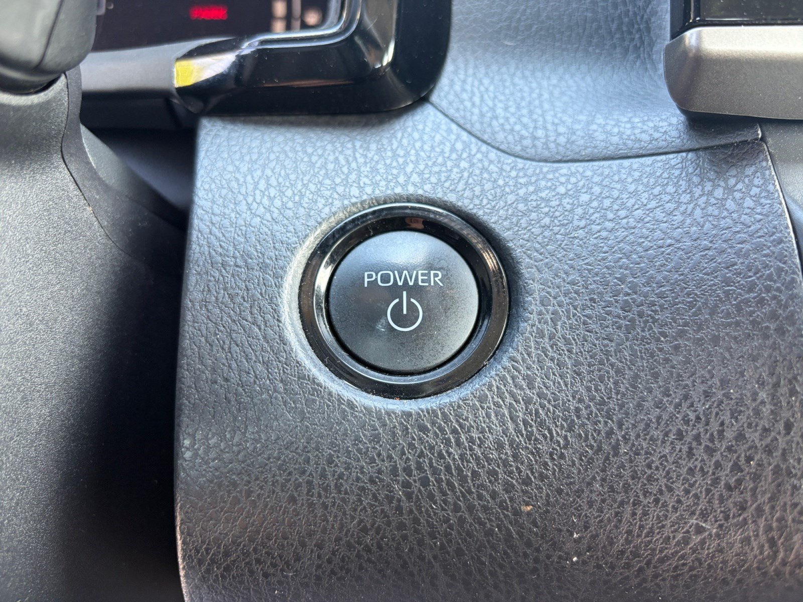 Used 2025 Toyota Camry LE FWD image 20