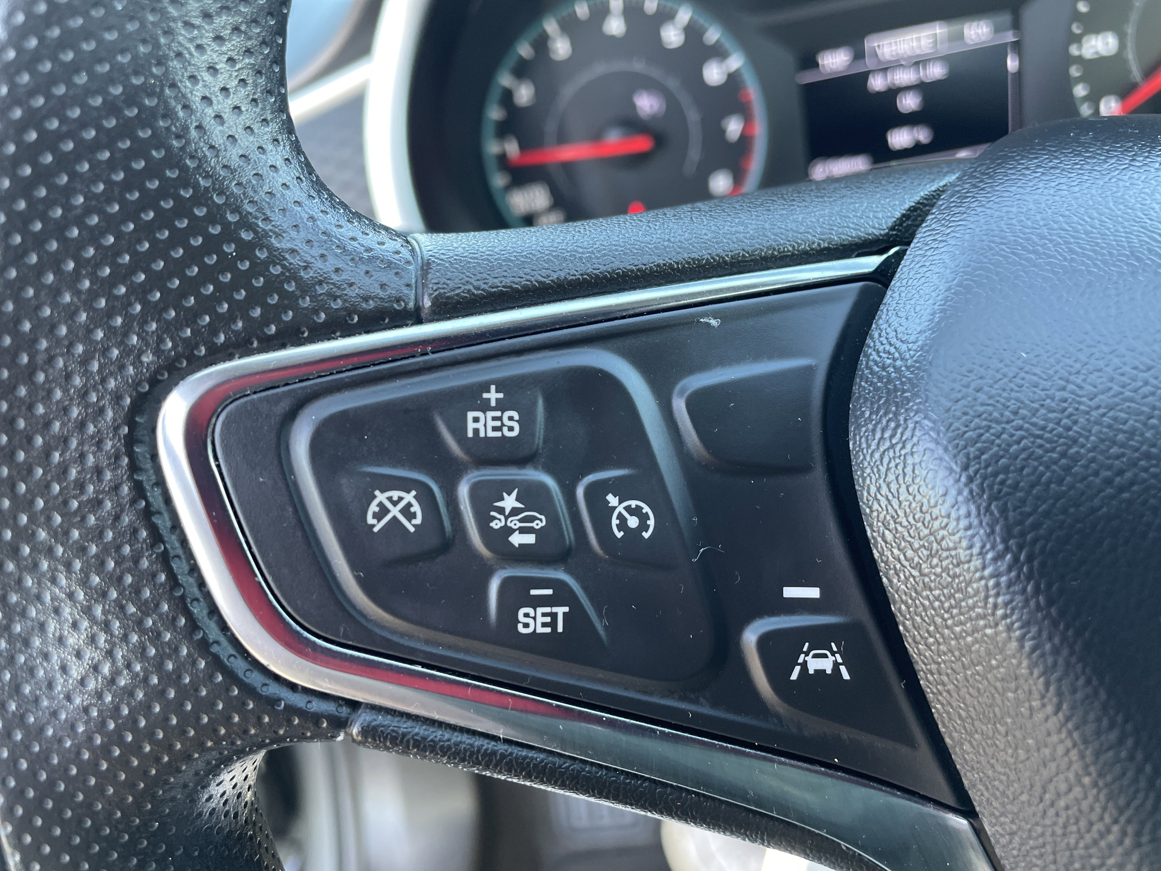 Used 2024 Chevrolet Malibu LT image 31