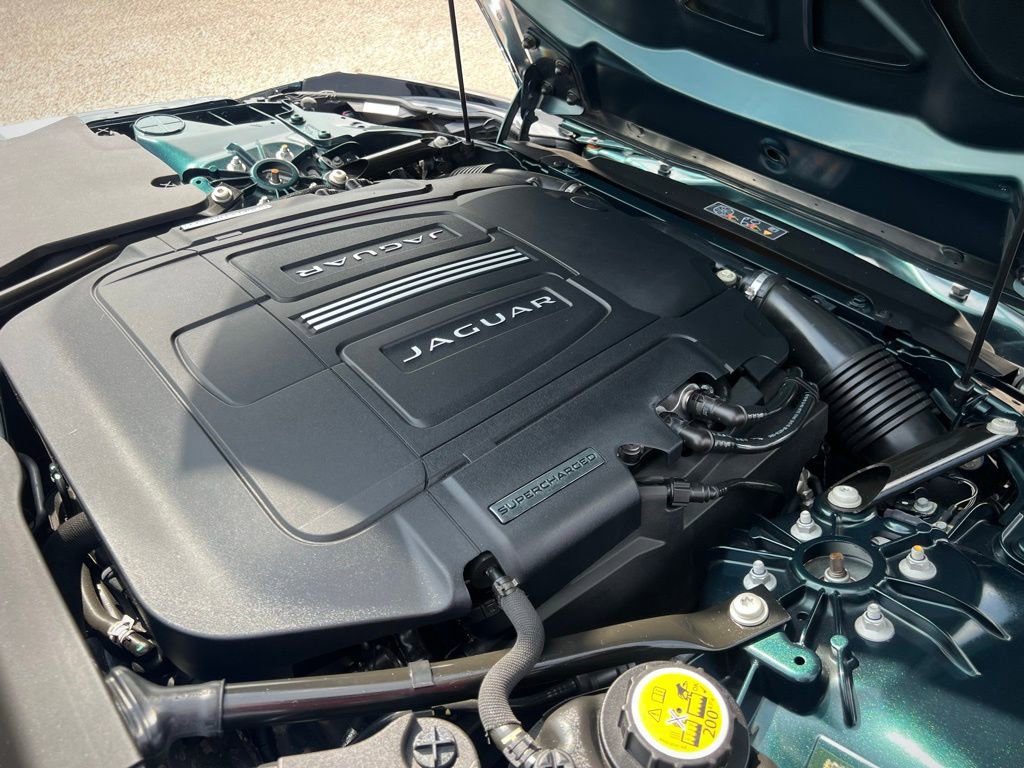 Used 2016 Jaguar F-TYPE Coupe image 26