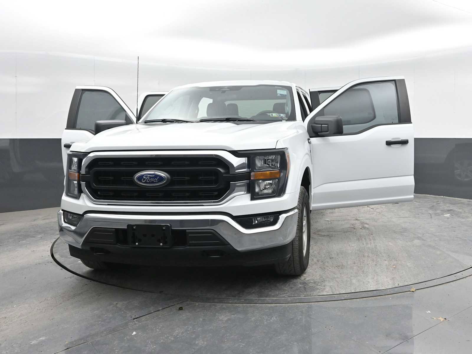 Used 2023 Ford F150 XLT image 52