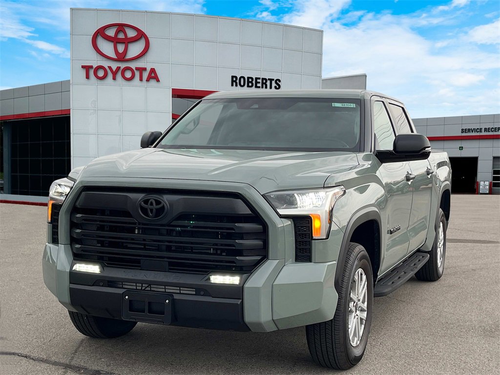 New 2024 Toyota Tundra SR5 w/ SR5 Convenience Package image 3