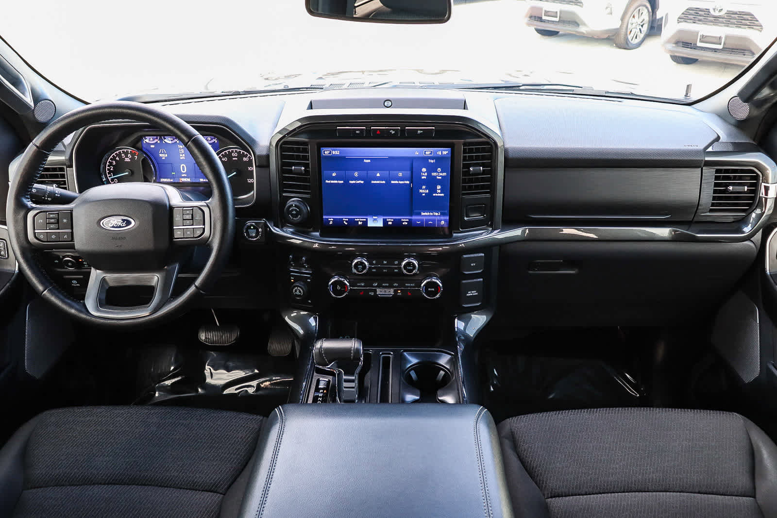 Used 2022 Ford F150 XLT w/ Equipment Group 302A High image 17